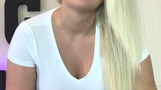 Chubby Blonde Brianna Solo Masturbation
