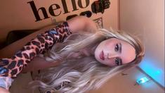 Amateur blonde babe masturbates on cam
