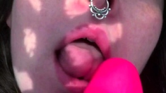 Amateur brunette ariana marie solo toying