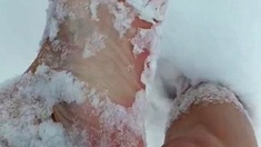 Amateur Foot Fetish Girlfriend Sucks and gives a Footjob