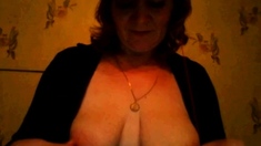 Mature Russian Amateur Irina Shows Off on Webcam