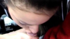 Very Nice Girlfriend Gives Him A Blowjob In The Car As They Drive